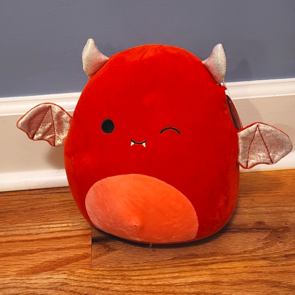 Karlie the Devil Bat, 8" Halloween Squishmallow